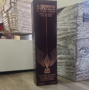 Charlotte Tilbury Airbrush Flawless Setting Spray - Brown